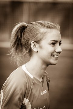 Bild 3650 - B-Juniorinnen SG Trittau/S�dstormarn - SV Frisia 03 Risum Lindholm : Ergebnis: 3:1